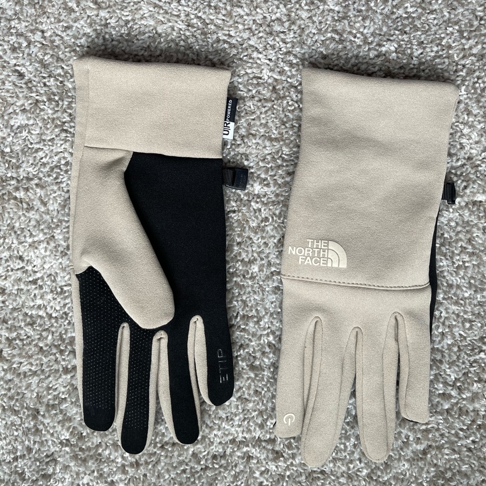 Women’s North Face Gloves